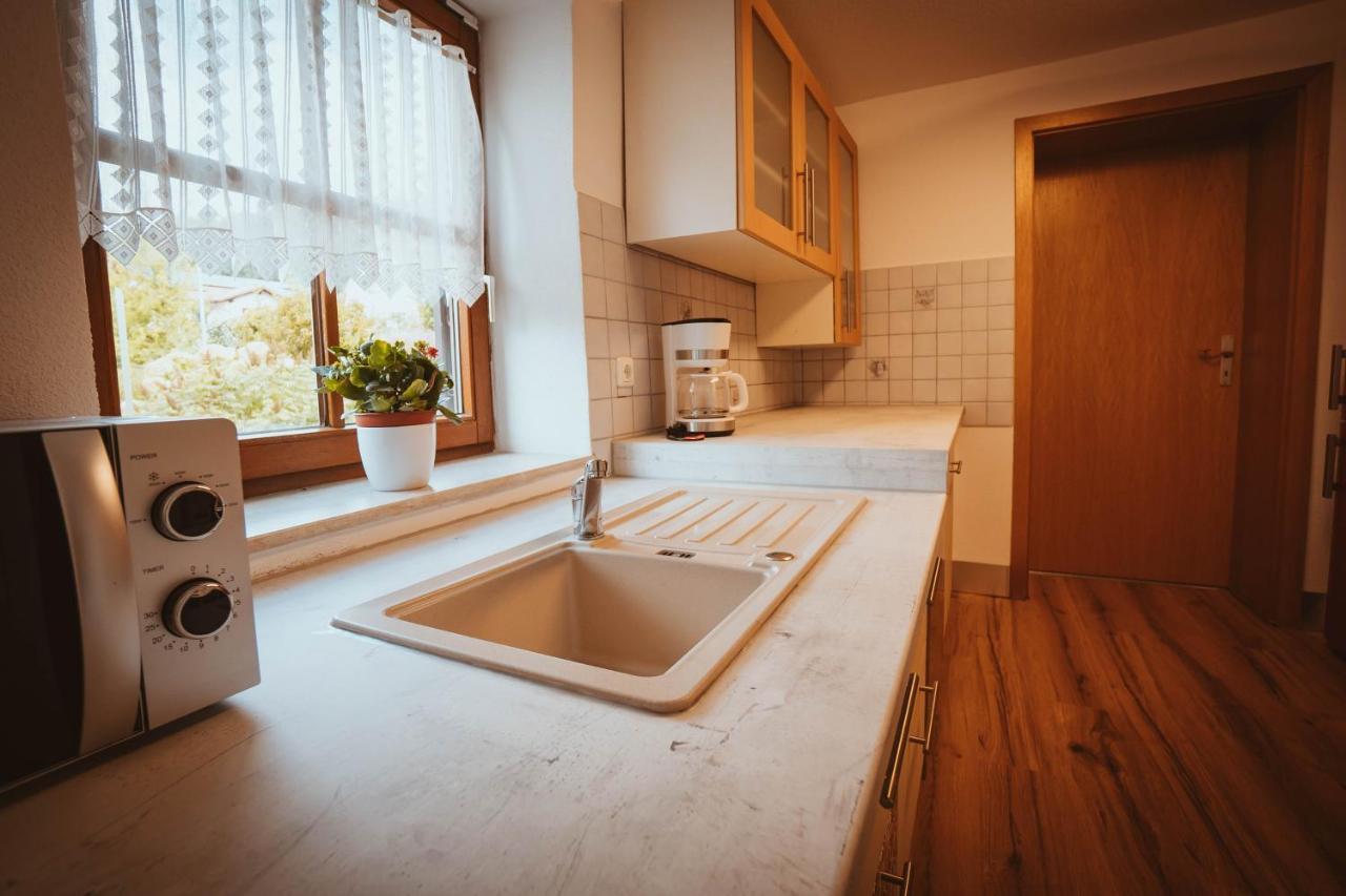 Ferienparadies Am Kammerberg - Ein Ganzes Haus Fuer Sie Alleine!!! Weissenhorn Bagian luar foto